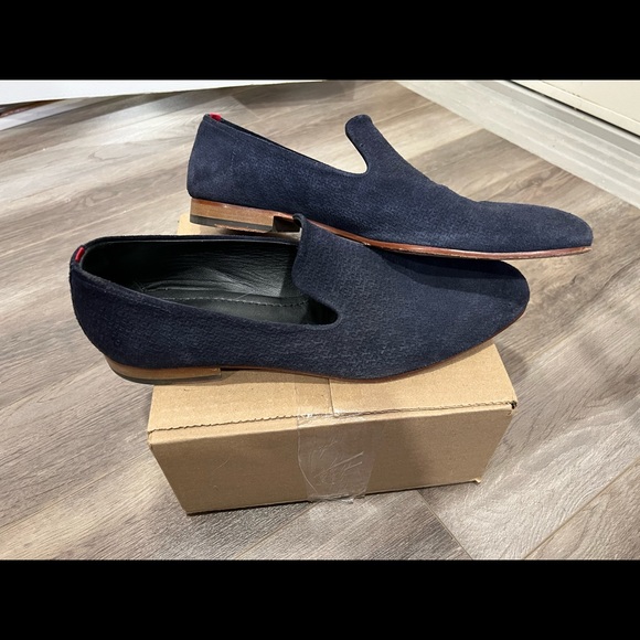 Hugo Boss Navy slip on size 11 - Picture 1 of 10